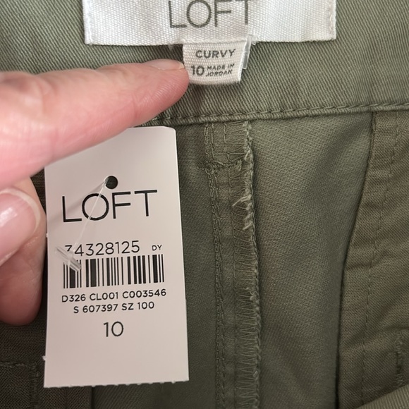 LOFT Green Bermuda Shorts Cotton Blend Classic - Picture 3 of 7